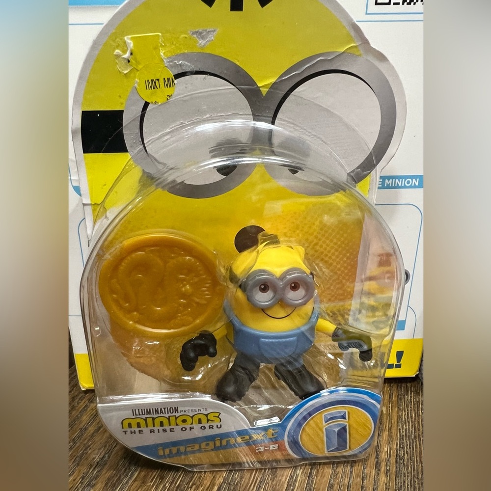 Imaginext Minions Otto & The Stone of The Golden Dragon Figure Set